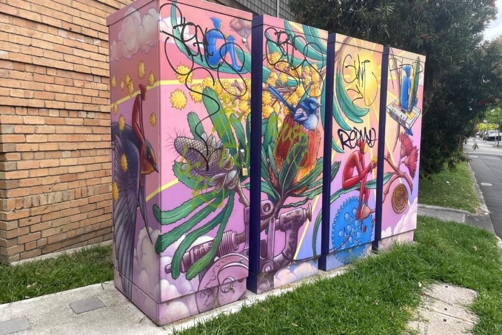 All you need to know about community batteries